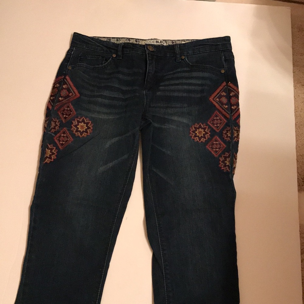 NWOT CODE BLEU BESTIE GRACIE Embroidered jeans 8P petite - Picture 3 of 11